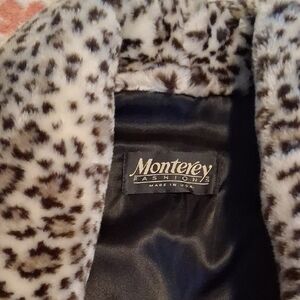 🐆Monterey Fashions Women's Leopard Print Coat